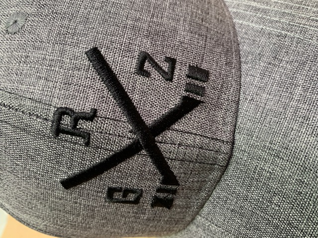 Cap uni Cap uni