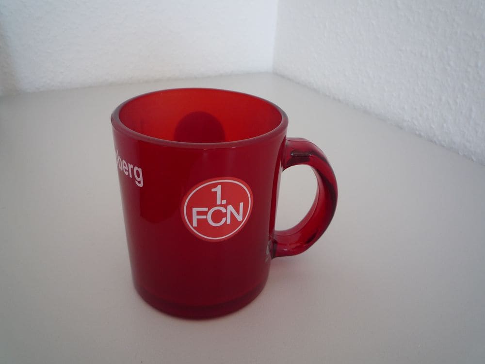 Tasse Glas farbig