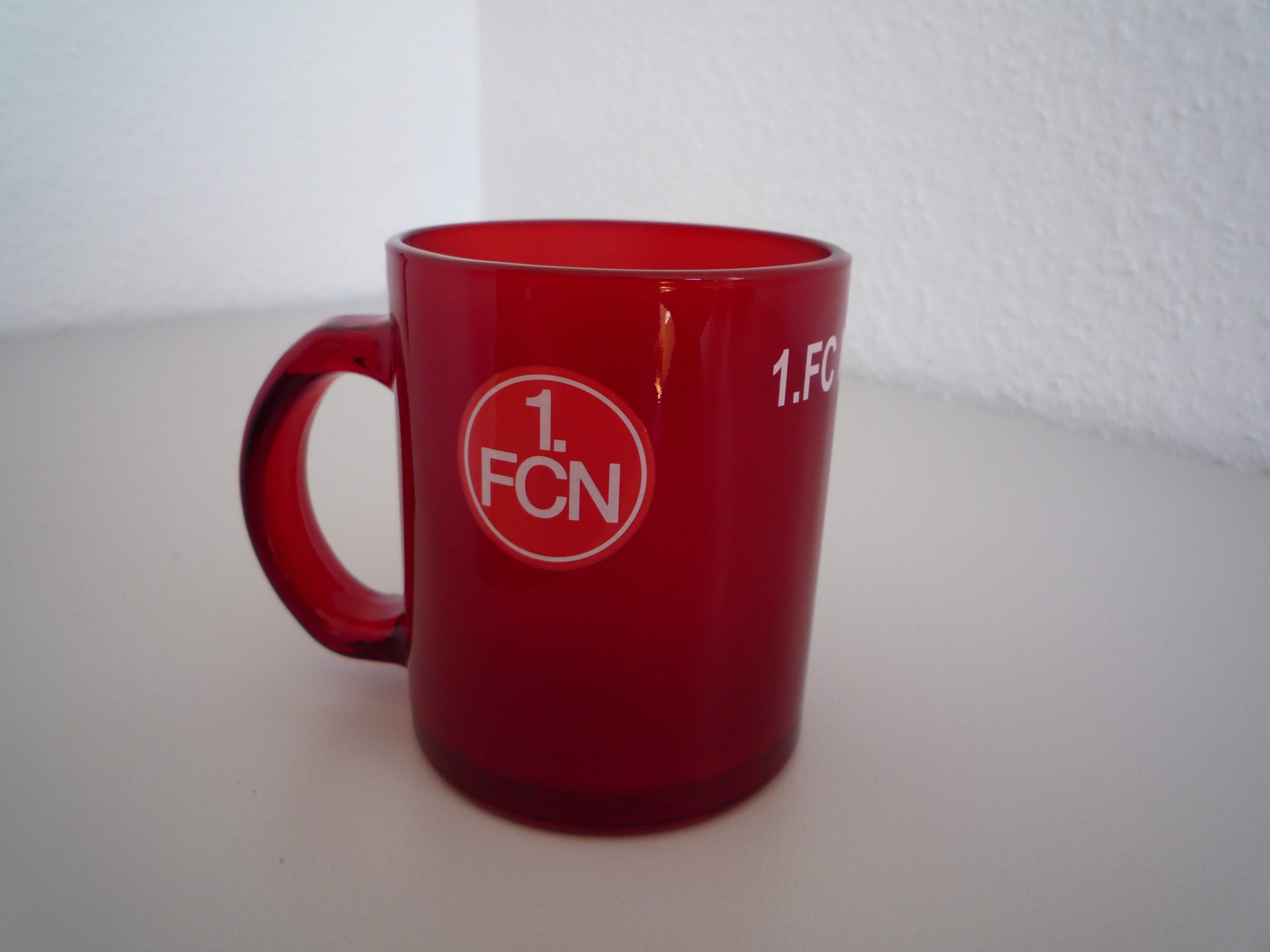 Tasse Glas farbig