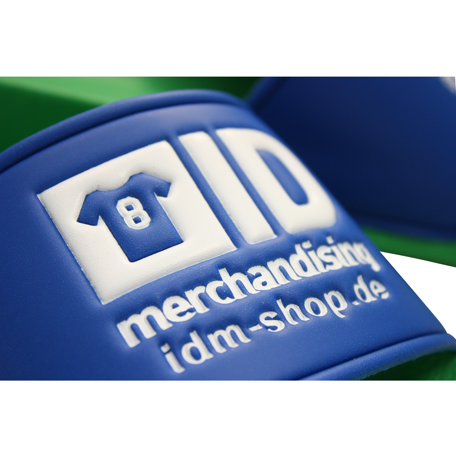 Badeschlappen Logo geprägt Badeschlappen Logo geprägt