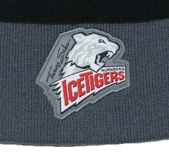 Beanie mit Patch