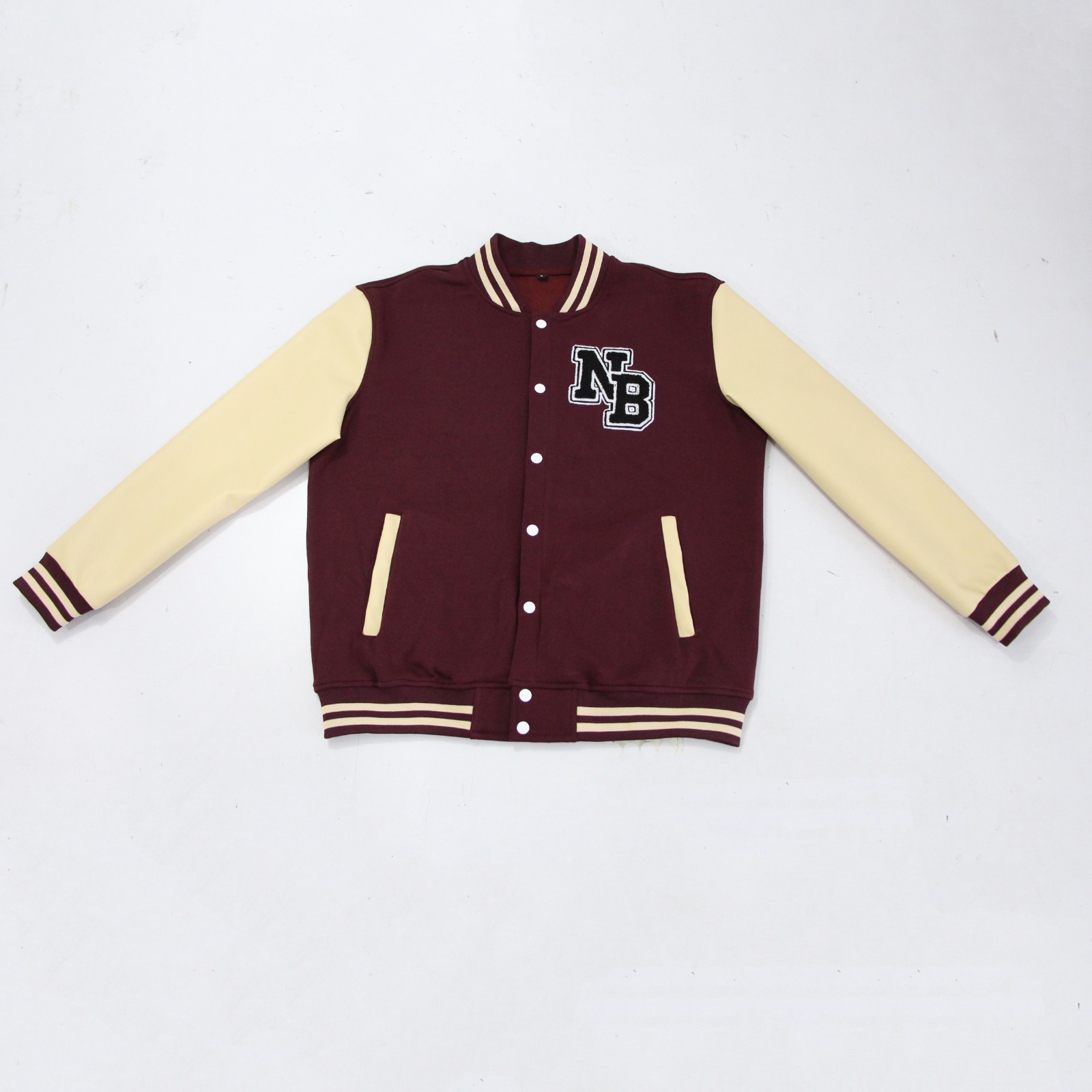 Collegejacke/ Baseballjacke mit Ärmeln aus Echtleder