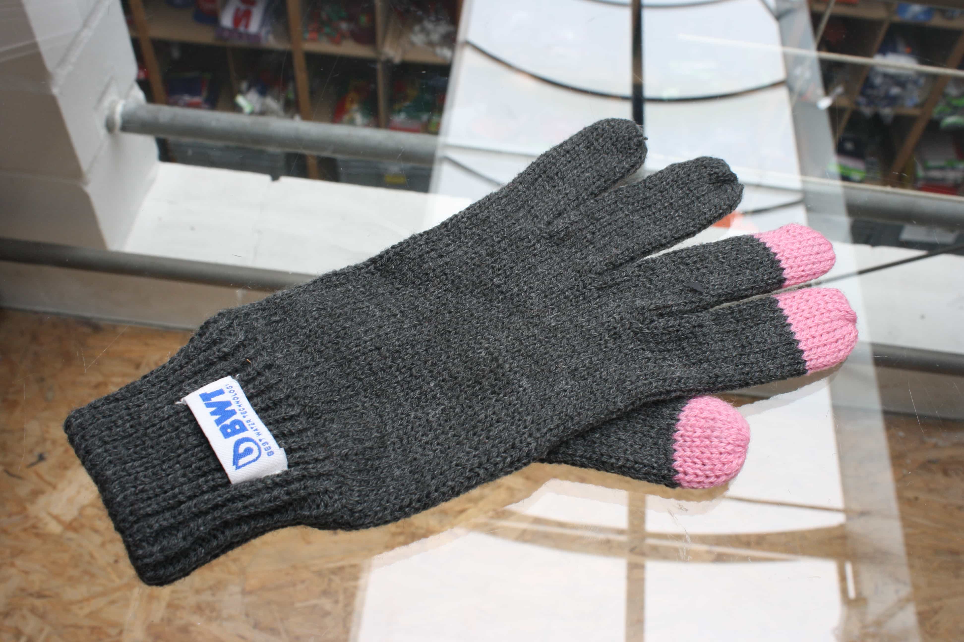 Handschuh gestrickt, mit Touch u. Weblabel